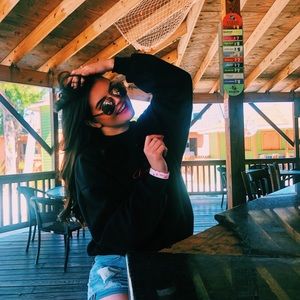 Meet your Posher, Katt